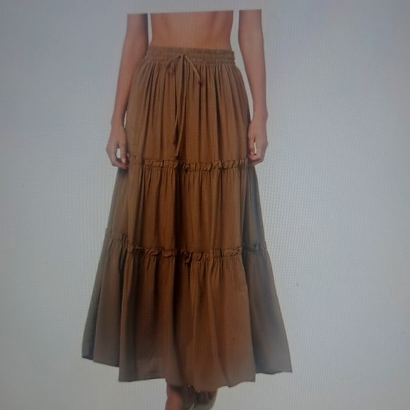 Zenana Outfitters Dresses & Skirts - ZENANA MAXI SKIRT. XL